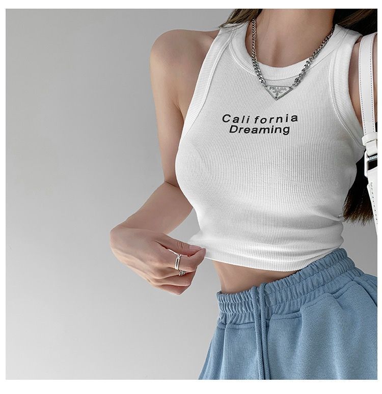 Tank tops fashion crop tops lining and sponge inside well sewn เสื้อกล้าม เสื้อครอปแฟชั่น มีซับและฟองน้ำด้านในตัดเย็บอย่างดี เสื้อกล้าม เสื้อครอปแฟชั่น มีซับและฟองน้ำด้านในตัดเย็บอย่างดี